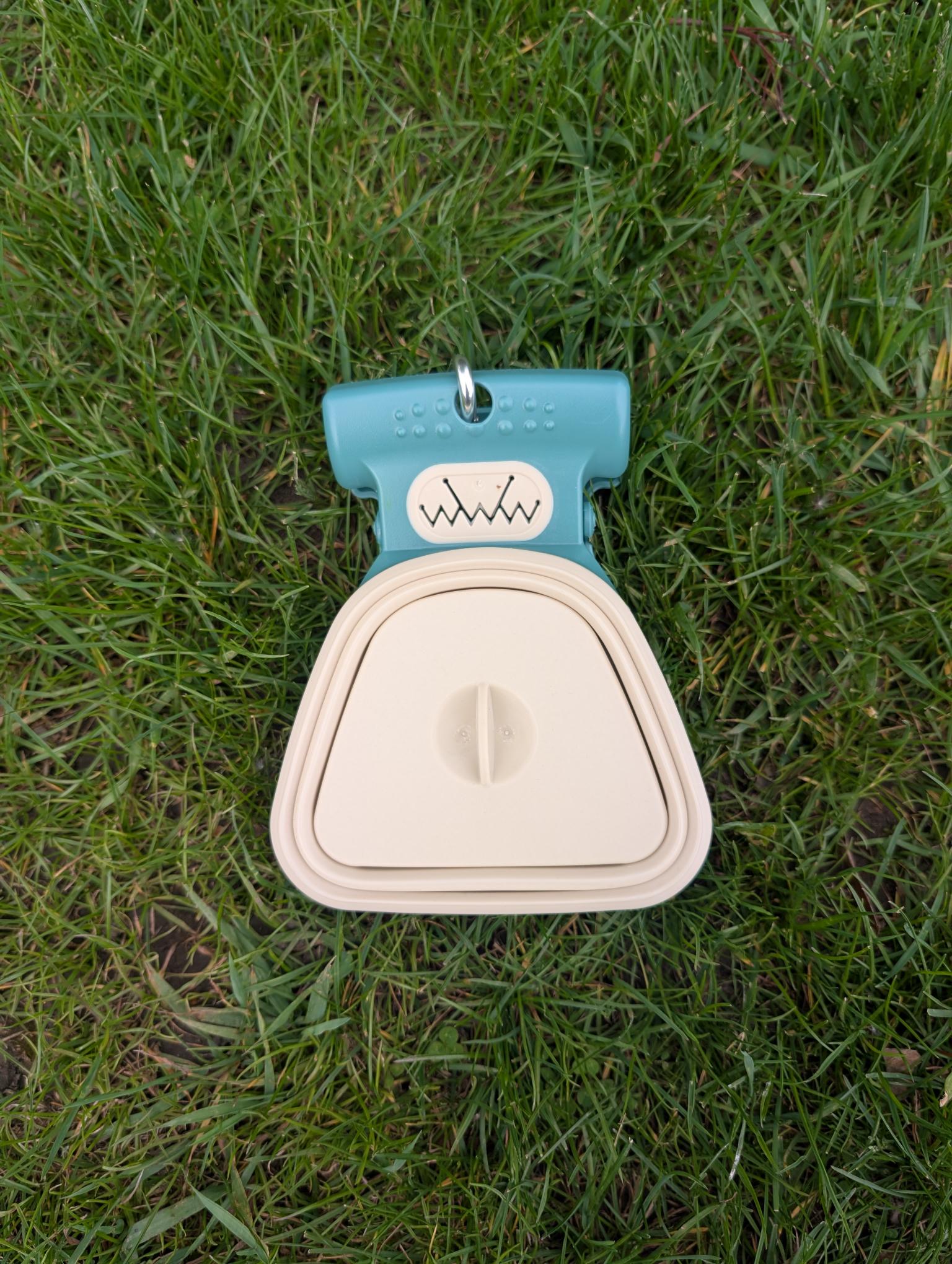 Foldable Pet Waste Scooper